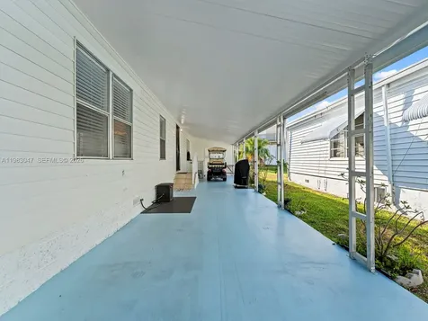 806 S Jade Drive Key Largo FL 33037