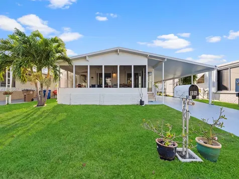 806 S Jade Drive Key Largo FL 33037