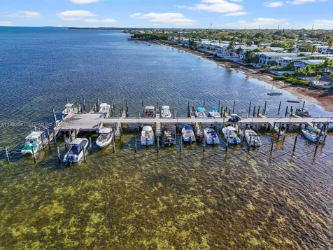 806 S Jade Drive Key Largo FL 33037
