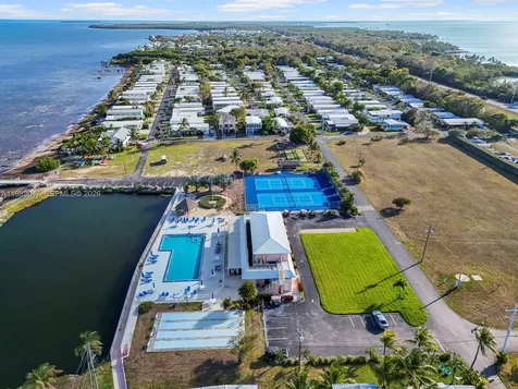 806 S Jade Drive Key Largo FL 33037