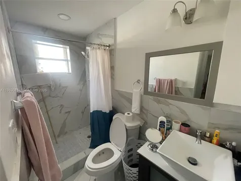 2601 N 66th Avenue Hollywood FL 33024