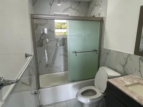 2601 N 66th Avenue Hollywood FL 33024