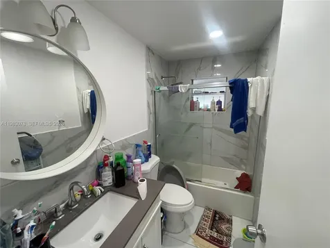 2601 N 66th Avenue Hollywood FL 33024