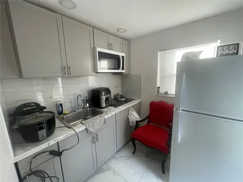 2601 N 66th Avenue Hollywood FL 33024