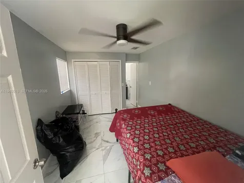 2601 N 66th Avenue Hollywood FL 33024
