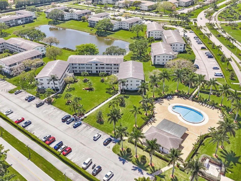 257 Fanshaw G Boca Raton FL 33434