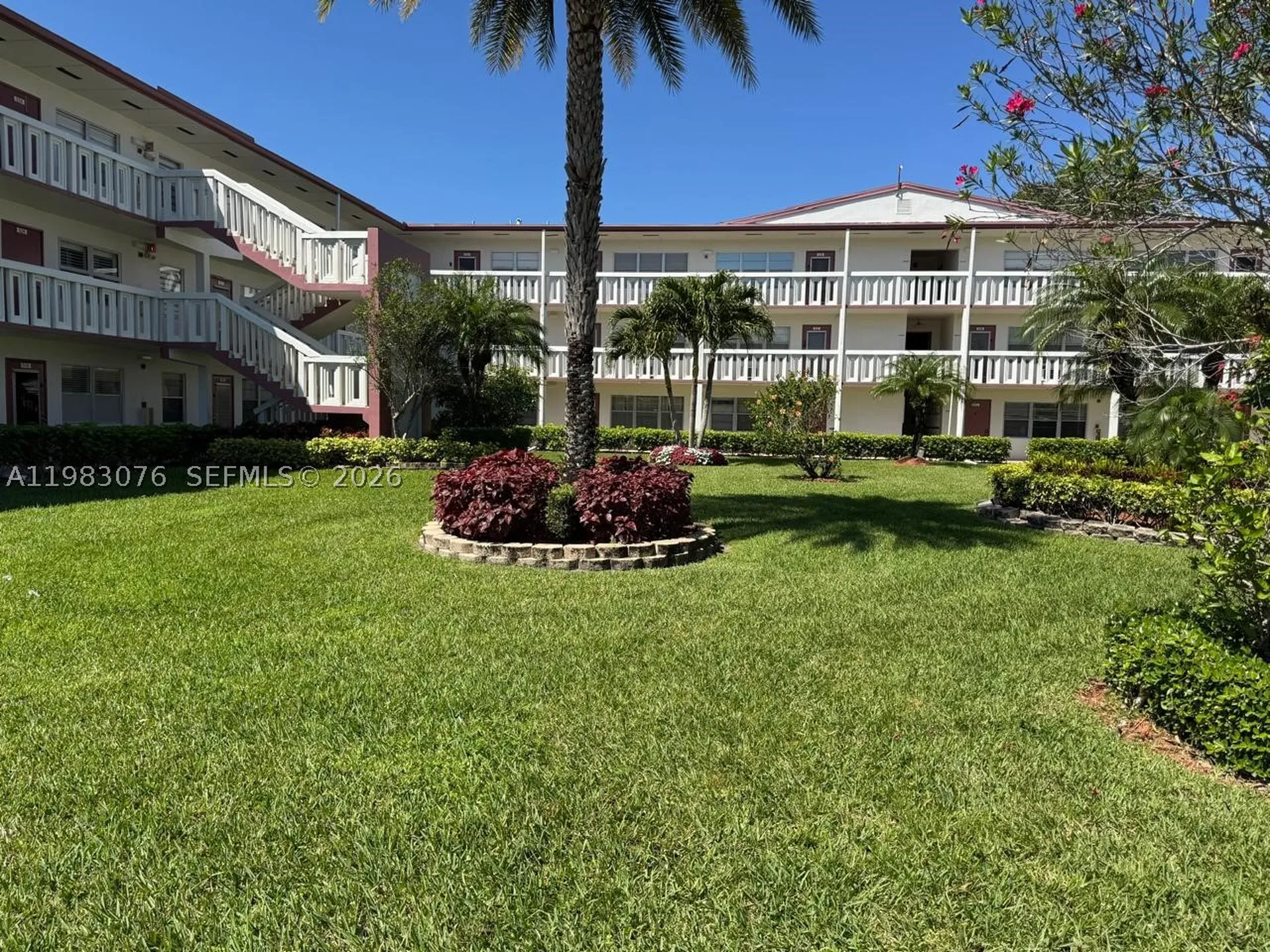 257 Fanshaw G Boca Raton FL 33434