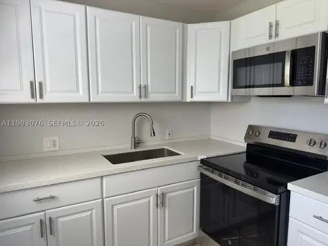 257 Fanshaw G Boca Raton FL 33434