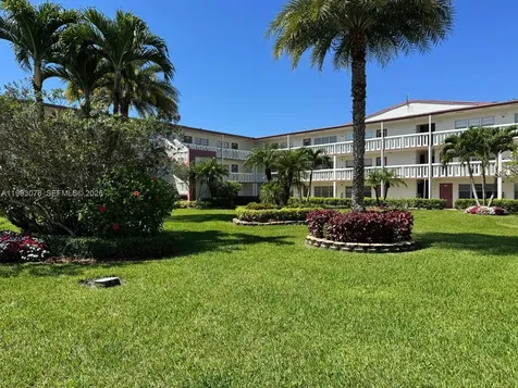 257 Fanshaw G Boca Raton FL 33434