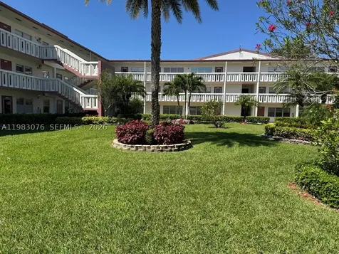 257 Fanshaw G Boca Raton FL 33434