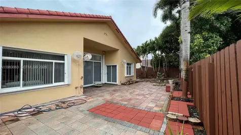 11581 SW 10th Court Pembroke Pines FL 33025