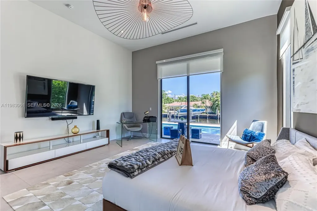 2817 NE 35th Street Fort Lauderdale FL 33306