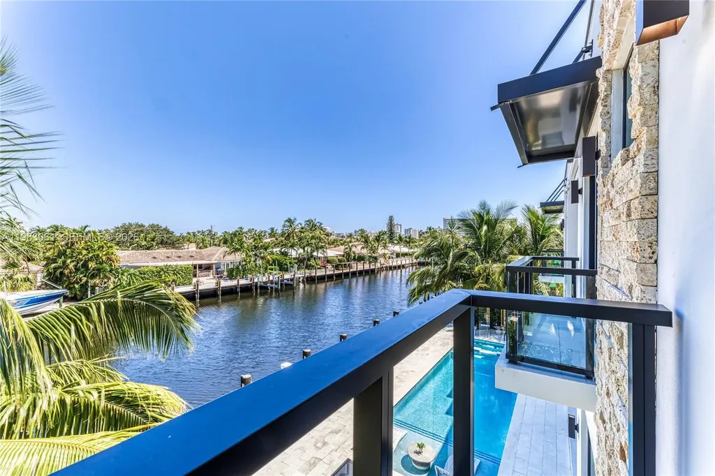 2817 NE 35th Street Fort Lauderdale FL 33306