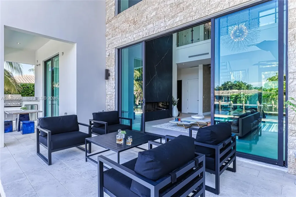 2817 NE 35th Street Fort Lauderdale FL 33306