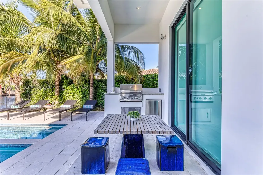 2817 NE 35th Street Fort Lauderdale FL 33306