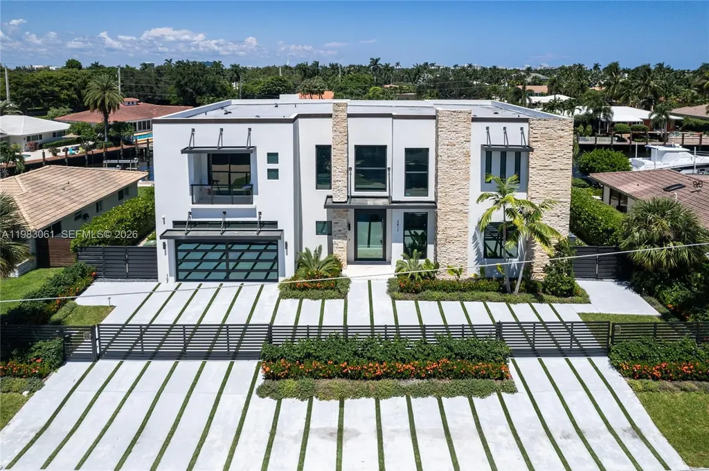 2817 NE 35th Street Fort Lauderdale FL 33306
