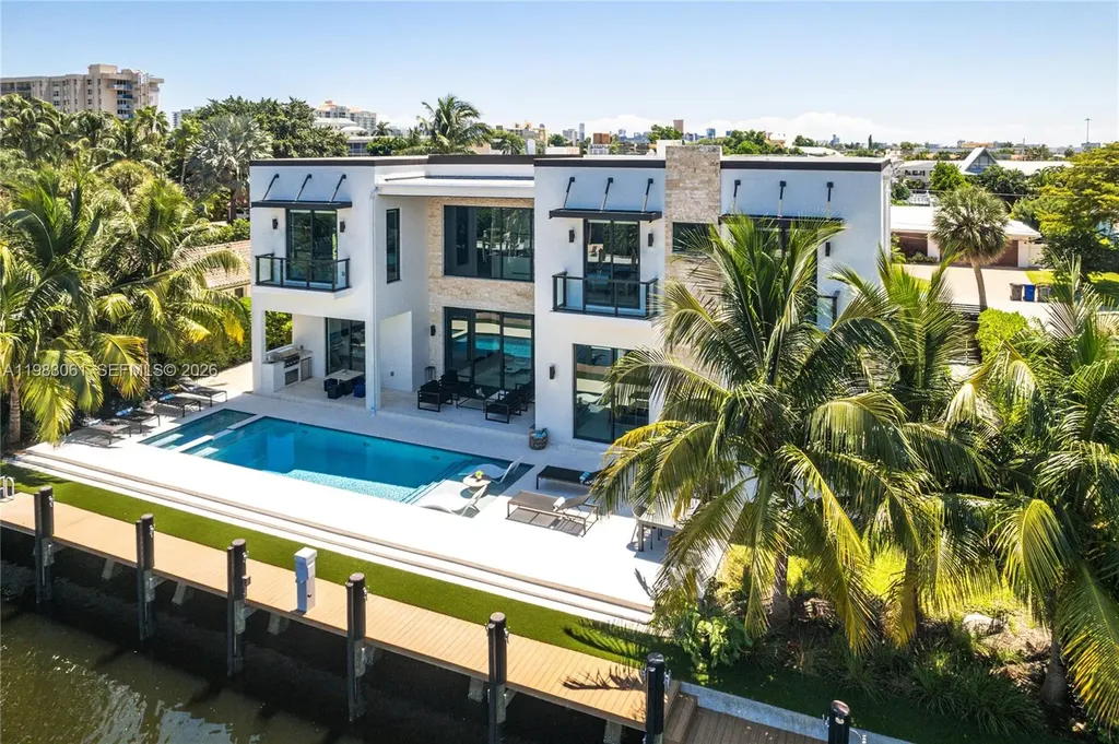 2817 NE 35th Street Fort Lauderdale FL 33306