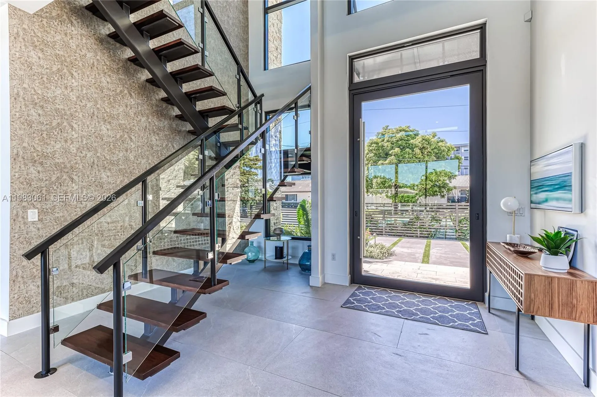 2817 NE 35th Street Fort Lauderdale FL 33306