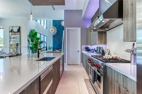 2817 NE 35th Street Fort Lauderdale FL 33306
