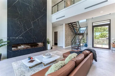 2817 NE 35th Street Fort Lauderdale FL 33306