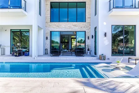 2817 NE 35th Street Fort Lauderdale FL 33306