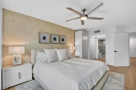 99 SE Mizner Boulevard Boca Raton FL 33432