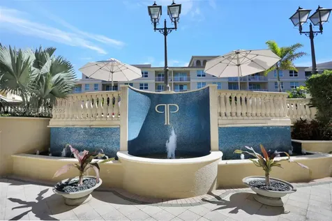 99 SE Mizner Boulevard Boca Raton FL 33432