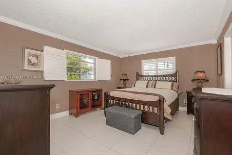 4270 NW 40th Street Lauderdale Lakes FL 33319