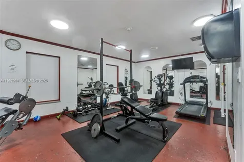 4270 NW 40th Street Lauderdale Lakes FL 33319