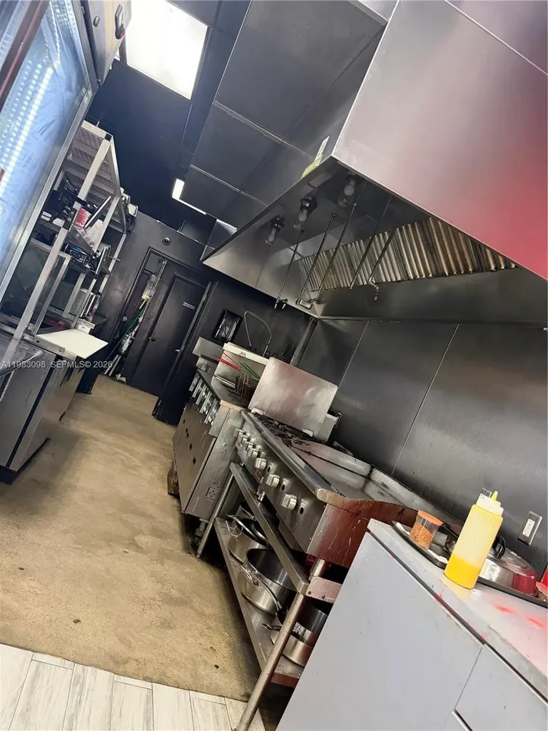 9610 Pines Boulevard Pembroke Pines FL 33024