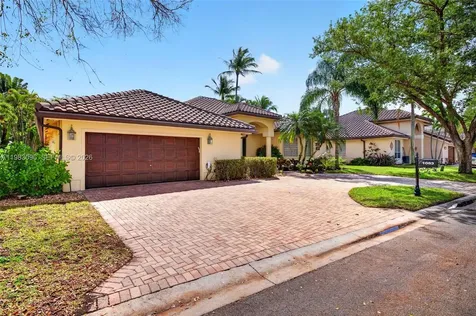 1083 SW 156th Terrace Pembroke Pines FL 33027
