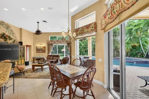 1083 SW 156th Terrace Pembroke Pines FL 33027