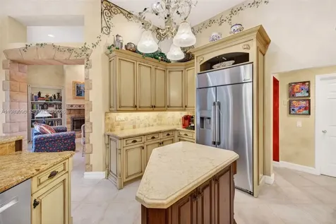 1083 SW 156th Terrace Pembroke Pines FL 33027