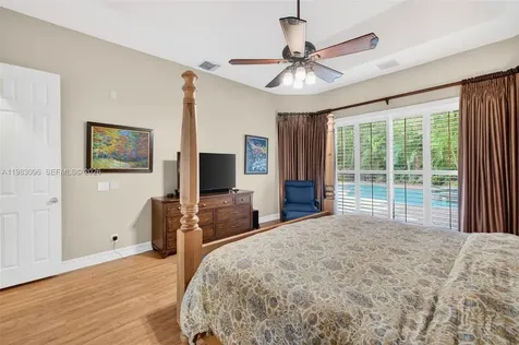 1083 SW 156th Terrace Pembroke Pines FL 33027