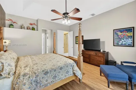 1083 SW 156th Terrace Pembroke Pines FL 33027