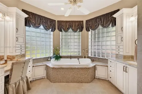 1083 SW 156th Terrace Pembroke Pines FL 33027