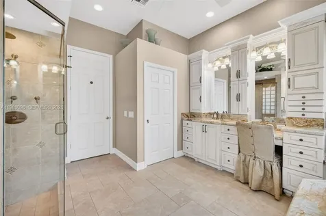 1083 SW 156th Terrace Pembroke Pines FL 33027