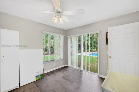 1083 SW 156th Terrace Pembroke Pines FL 33027