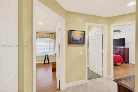1083 SW 156th Terrace Pembroke Pines FL 33027