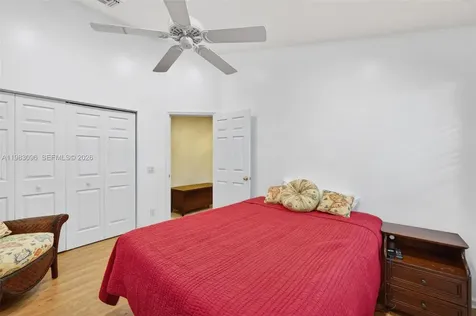 1083 SW 156th Terrace Pembroke Pines FL 33027