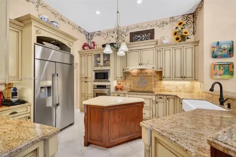 1083 SW 156th Terrace Pembroke Pines FL 33027
