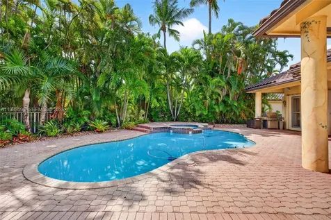1083 SW 156th Terrace Pembroke Pines FL 33027