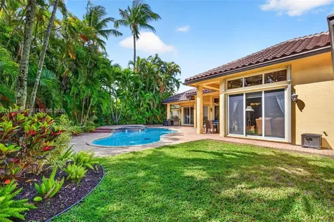 1083 SW 156th Terrace Pembroke Pines FL 33027
