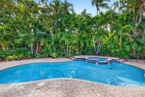 1083 SW 156th Terrace Pembroke Pines FL 33027