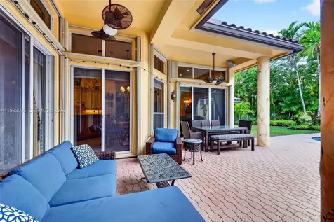 1083 SW 156th Terrace Pembroke Pines FL 33027