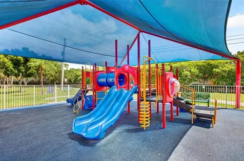 1083 SW 156th Terrace Pembroke Pines FL 33027