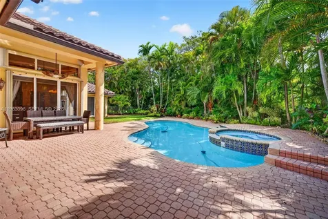 1083 SW 156th Terrace Pembroke Pines FL 33027