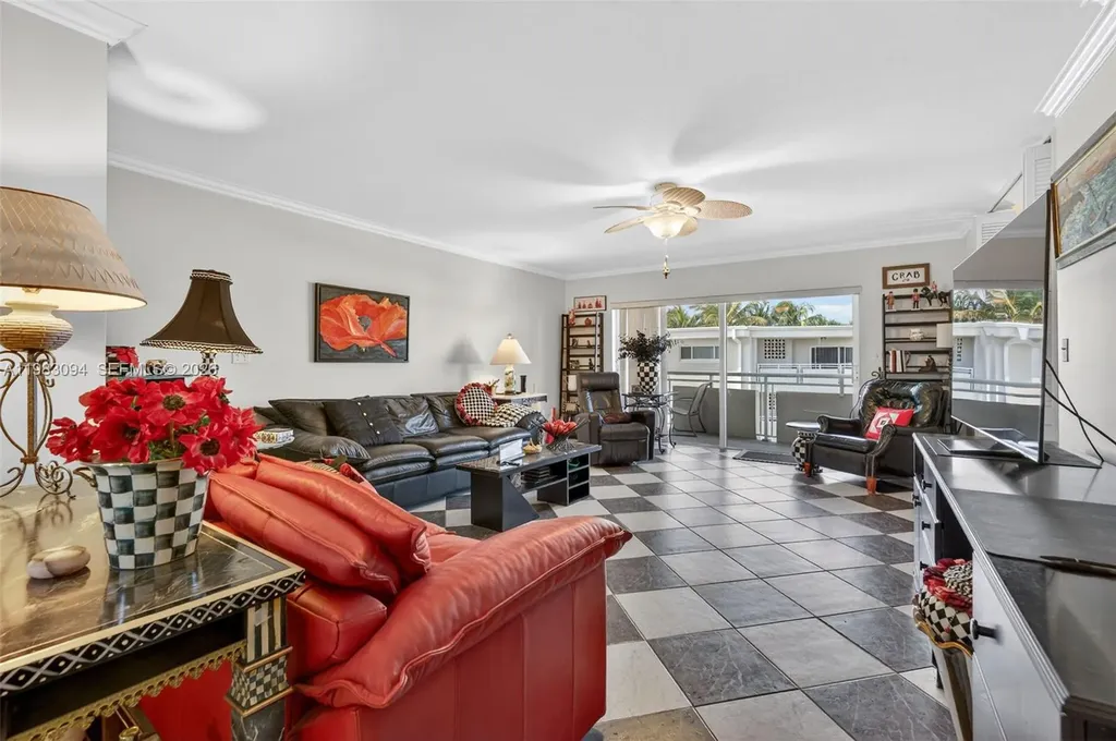 1198 Hillsboro Mile Hillsboro Beach FL 33062