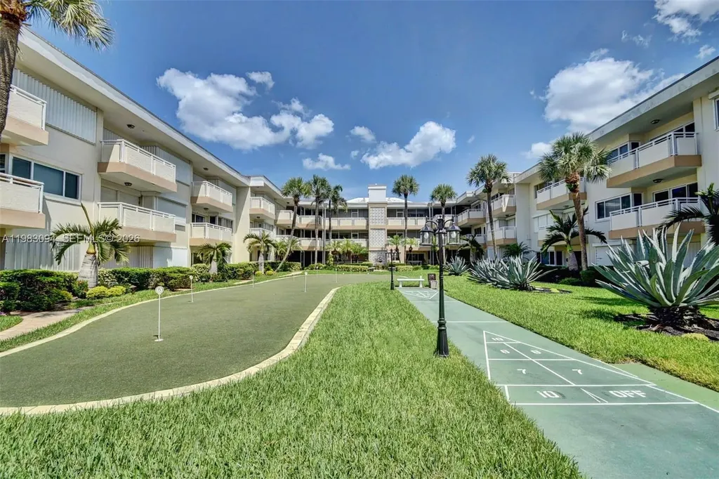 1198 Hillsboro Mile Hillsboro Beach FL 33062