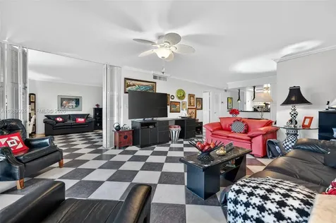 1198 Hillsboro Mile Hillsboro Beach FL 33062